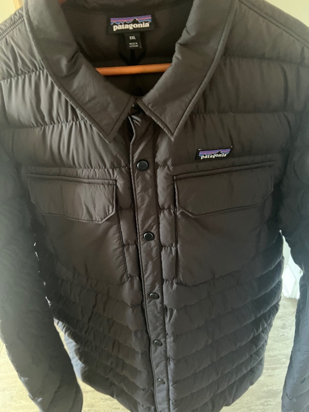 Patagonia Medium Black Silent Down Shirt Jacket Men’s Size XXL